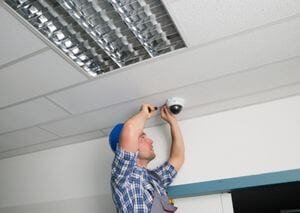 فني تركيب كاميرات المراقبة في الكويت 50902979 - المتحدة لكاميرات المراقبة